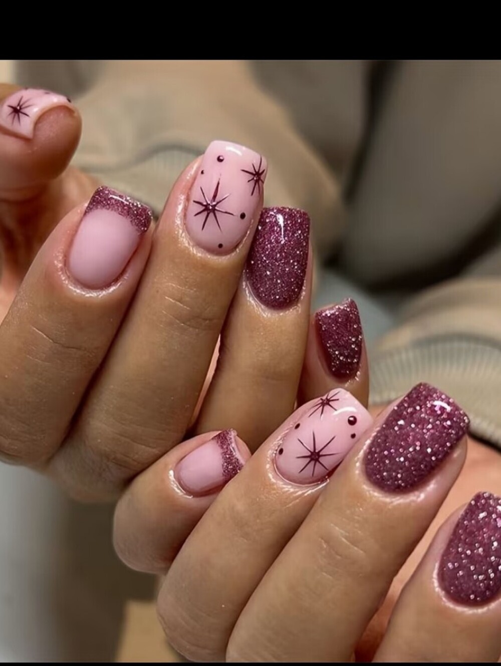 🔥3/$21 Pink Glitter & Star Accent Press On Nails